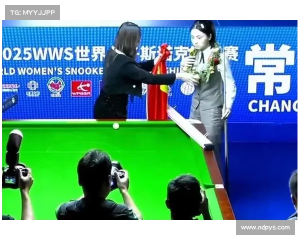 中国包揽女子花剑前三 荣静卫冕成功为轮椅击剑世锦赛历史创佳绩 中国包揽女子花剑前三 荣静卫冕成功为轮椅击剑世锦赛历史创佳绩